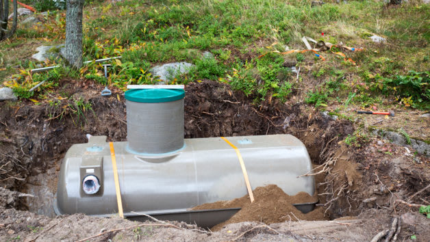 How Much Does a Septic System Cost? inception-app-prod/ZjMxNjk0ZDktNGQyMy00M2VkLTg2NGQtNWZiYmNmN2E0MWQx/content/2018/04/septic-tank-628x354-2.jpg
