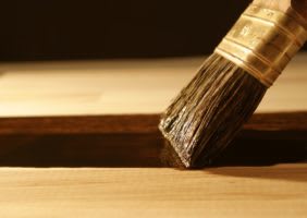 inception-app-prod/ZjMxNjk0ZDktNGQyMy00M2VkLTg2NGQtNWZiYmNmN2E0MWQx/content/2018/05/brush-applying-wood-finish-sealing-282x200.jpg
