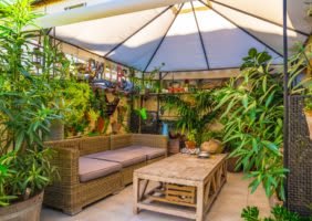 The Best Small Deck Ideas inception-app-prod/ZjMxNjk0ZDktNGQyMy00M2VkLTg2NGQtNWZiYmNmN2E0MWQx/content/2019/06/The-best-small-deck-ideas-to-transform-your-outdoor-space-282x200.jpg