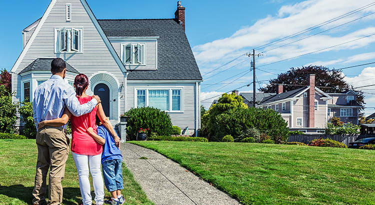 The Overlooked Financial Advantages of Homeownership inception-app-prod/ZjMxNjk0ZDktNGQyMy00M2VkLTg2NGQtNWZiYmNmN2E0MWQx/content/2020/02/kcm-house-family.png