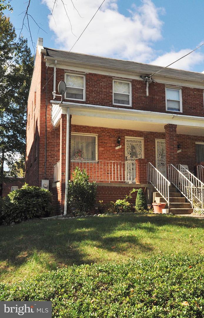 1121 Branch Ave SE inception-app-prod/ZjYxMGIxYTctOWY5YS00YmJiLWE1MTMtNDdmNWQ3NTdlMmU1/content/2022/01/37e565b13b3563acf046684d2d7b4a0e0fc74839.jpeg