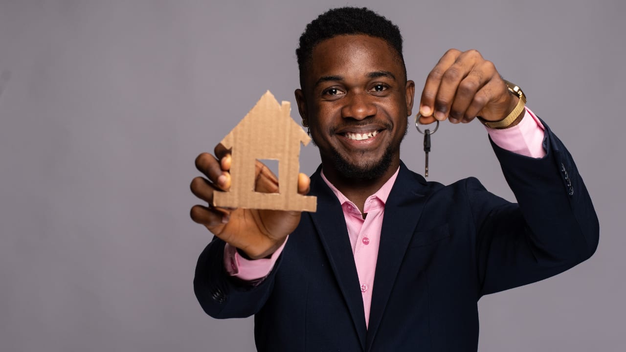 What Does a Real Estate Agent Actually Do for Sellers in DC? inception-app-prod/ZjYxMGIxYTctOWY5YS00YmJiLWE1MTMtNDdmNWQ3NTdlMmU1/content/2025/06/a097f5b9504fc50df3df4ee078c989bf70730234.png