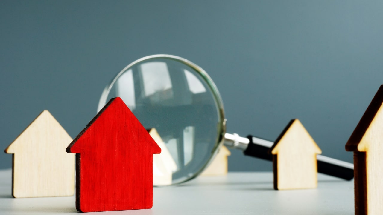 Mortgage Interest Rates in Washington DC vs. Maryland and Northern Virginia: A Seller’s Guide inception-app-prod/ZjYxMGIxYTctOWY5YS00YmJiLWE1MTMtNDdmNWQ3NTdlMmU1/content/2025/10/4e6ba4d39a1b879ffa1238944e7e00deef495cdb.png