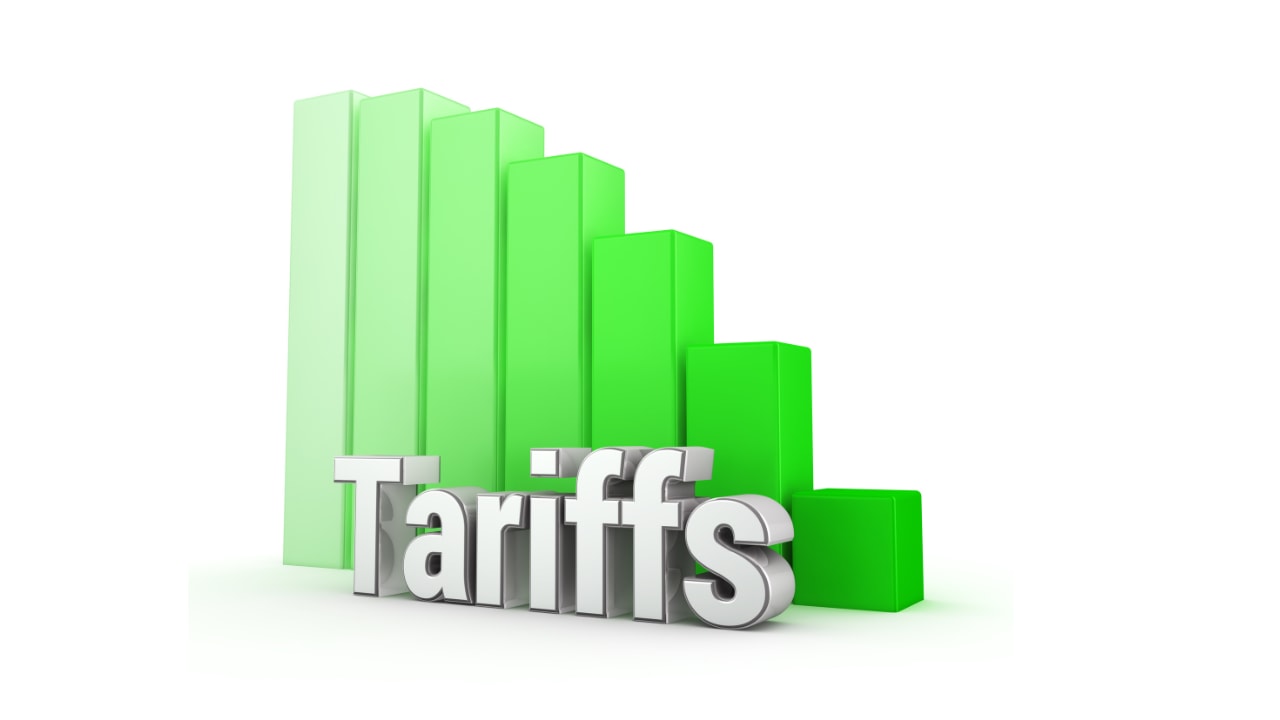 Will Tariffs Cause Mortgage Rates to Drop in the Washington DC Region? inception-app-prod/ZjYxMGIxYTctOWY5YS00YmJiLWE1MTMtNDdmNWQ3NTdlMmU1/content/2025/10/88a894d96a14ee36e35b54e26aa0a3685f910f0e.png