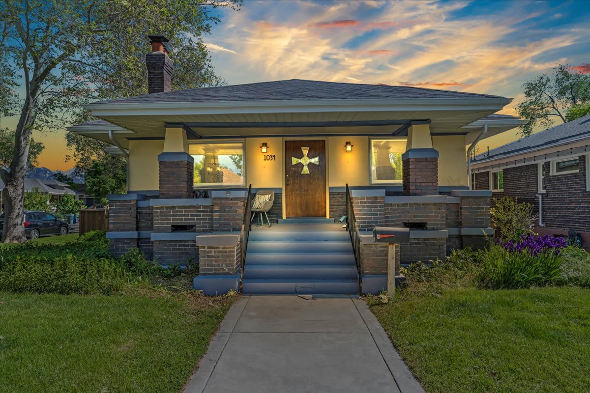 New Listings This Week: From Cozy Craftsman to Affordable Rambler inception-app-prod/ZjZiZmM3MTAtMGIxOS00NGY2LWJhOGYtOWM4NWZiNDRhOTcy/content/2024/05/71a9ffba6fa3d5c9650f1b4b67a4e8b6ebea1d63.jpg