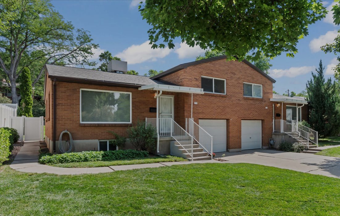 Your Beautiful Duplex in Sugar House inception-app-prod/ZjZiZmM3MTAtMGIxOS00NGY2LWJhOGYtOWM4NWZiNDRhOTcy/content/2024/09/96f87ccf250b8d375817c449b827bfd64a1ef300.png