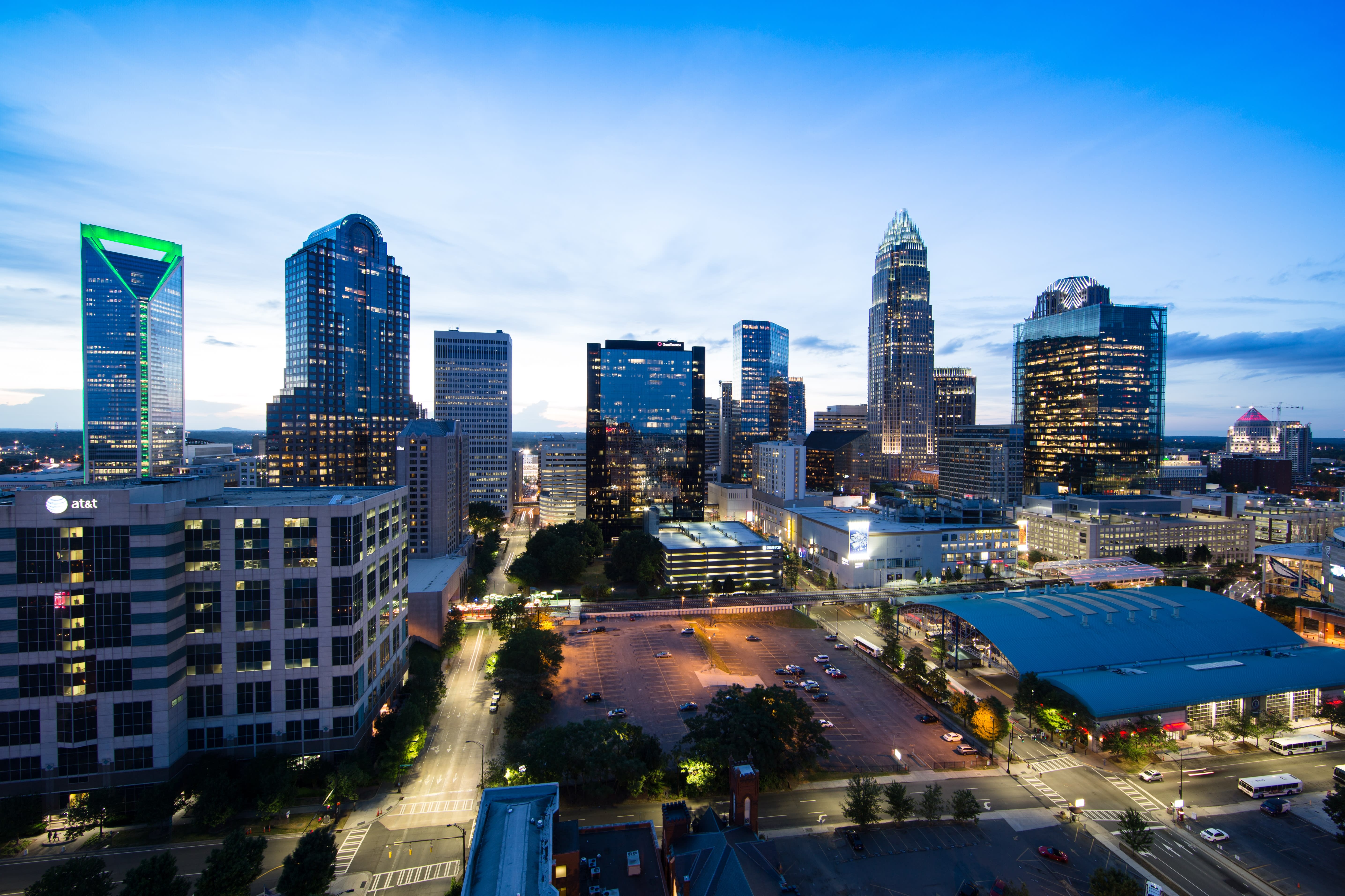 UPTOWN inception-app-prod/Zjg4YmUzYTktMTg0NS00M2ZlLWExOTQtMGFiYTdlOWJjMGQz/content/2022/06/876fe9047ce239177a97de7e96b295e0c8dfabc5.jpg