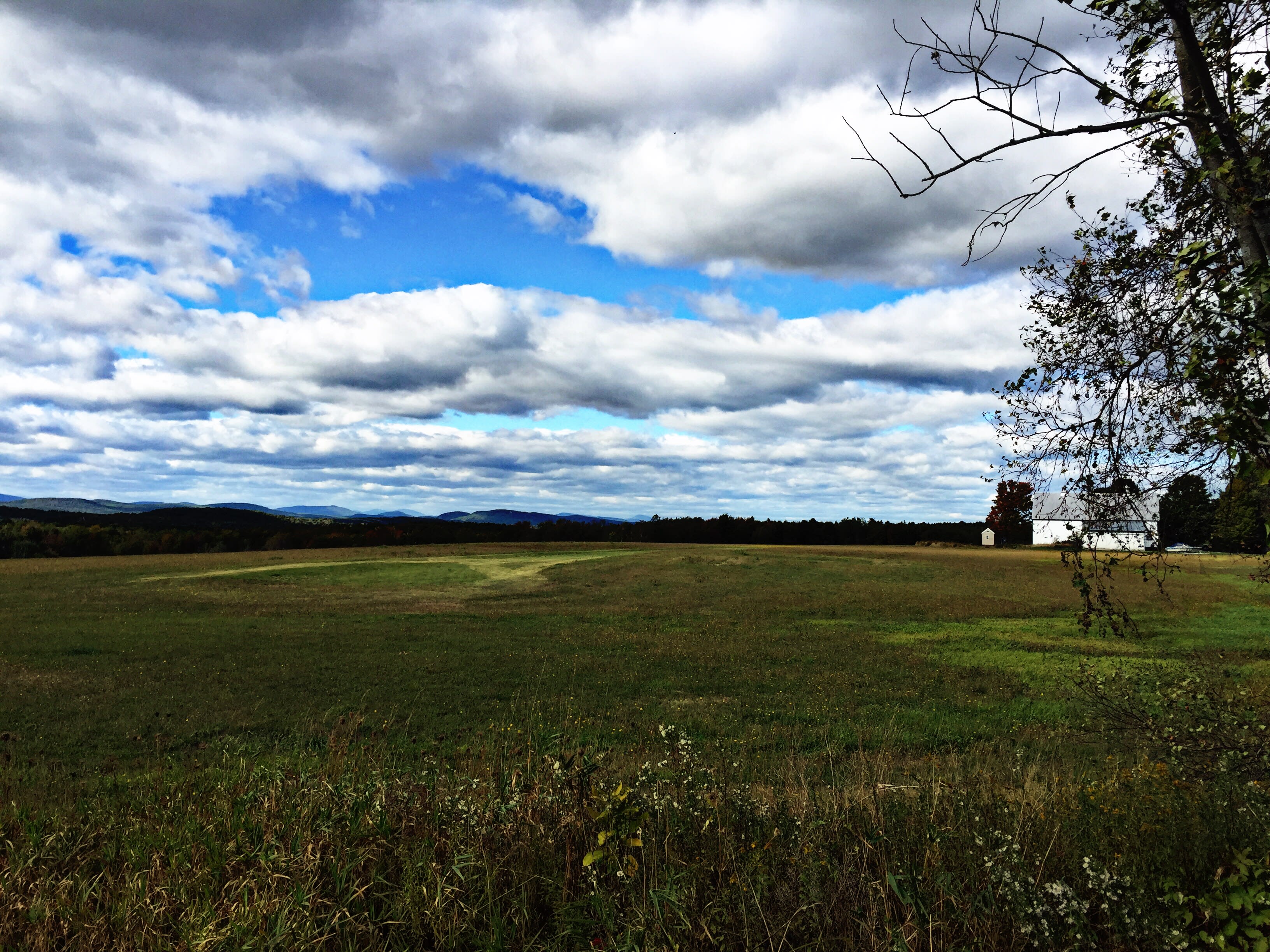 Rural Maine (10+ Acres) inception-app-prod/Zjk2MWIzMDItMWZiNC00NDVhLTk5NWUtYjJjNTI2N2ZmOWFm/content/2019/11/rural-3.jpg