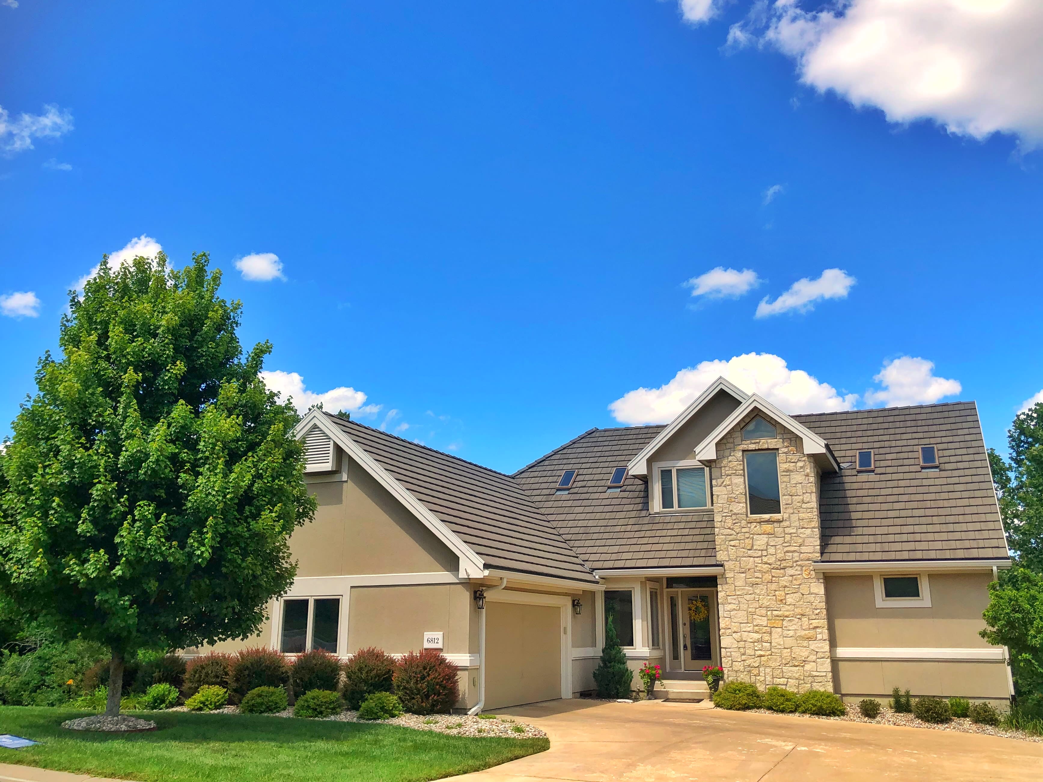 Saving Big When Selling a Home inception-app-prod/ZmE0NGU4NjctMGY5NS00MDdlLTk1ZmMtN2RkMzY2YjJkZmI0/content/2020/12/img-5209-2.jpg