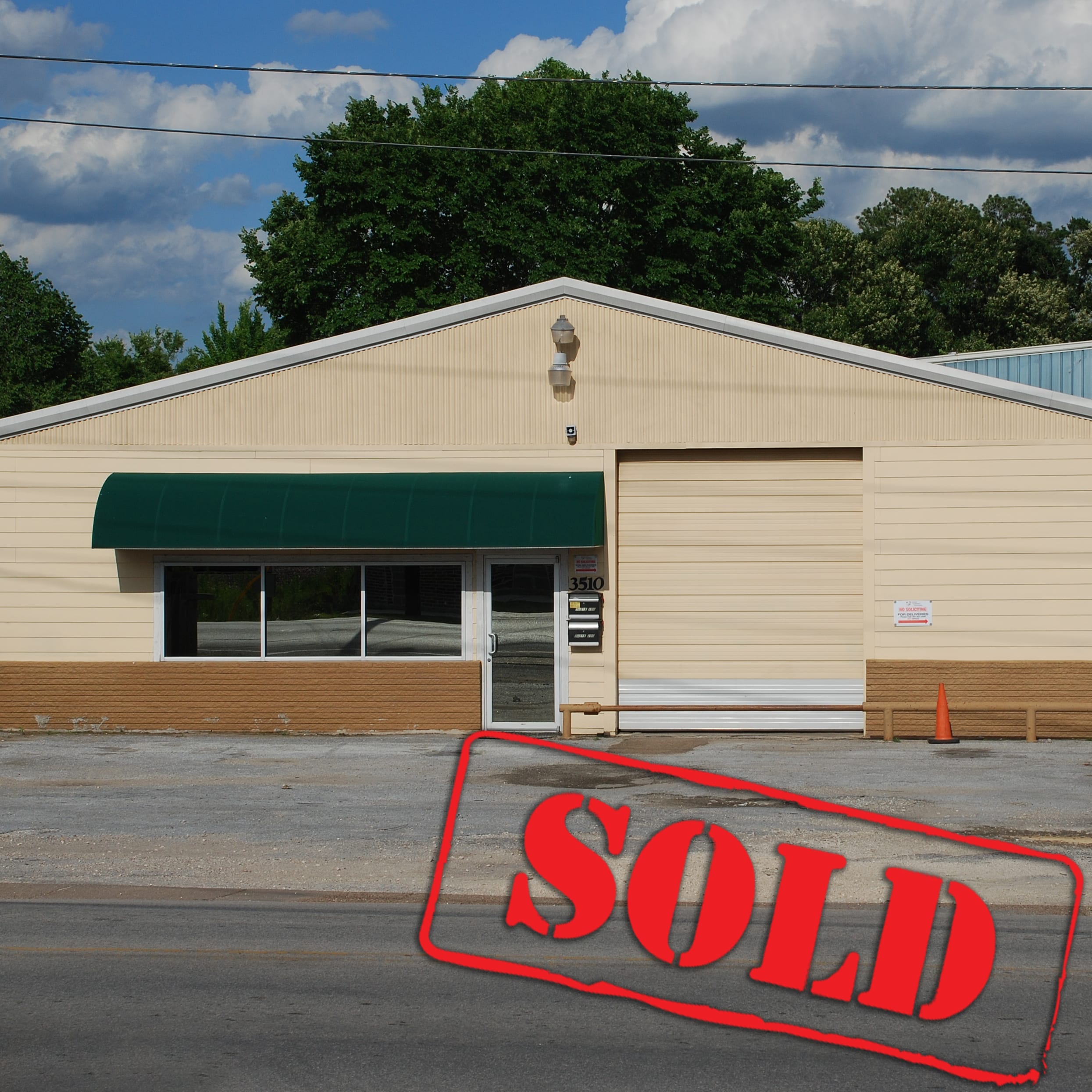 inception-app-prod/ZmExOTlkYzgtYWRhMi00NzU2LTgzODYtODAyNDZlZmY2MGFm/content/2018/03/Oak Forest SOLD.jpg