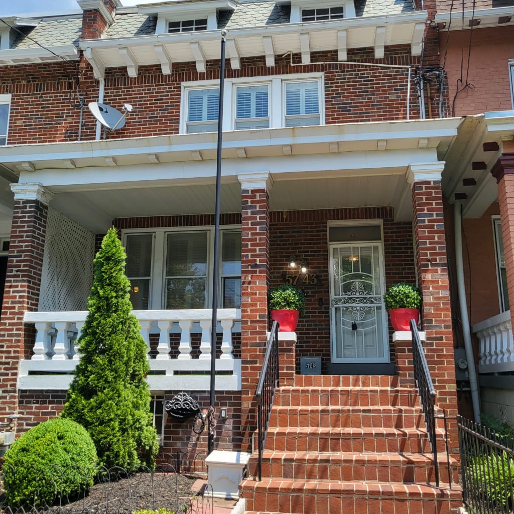 FOR RENT IN 16TH STREET HEIGHTS inception-app-prod/MjE3YzNlY2MtMTJmZi00MWEzLTljNGMtZDdkYjQxYmFjOGRm/content/2022/08/e2beafa0258442253690bd384e608c70fca5db00.jpg