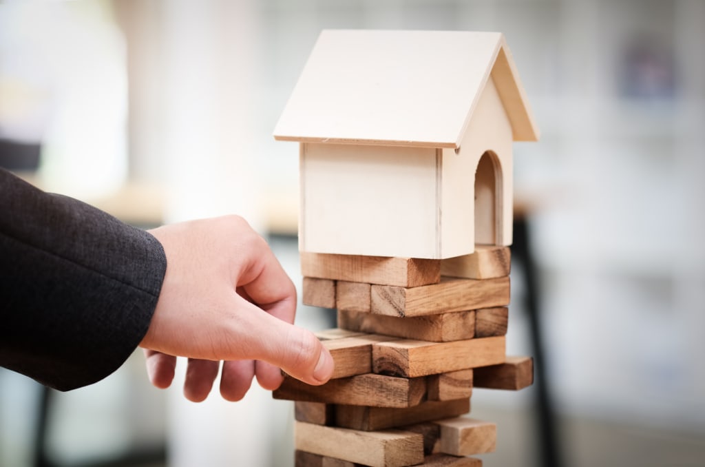 Worst-Case Scenarios When Selling Your Home — and What to Do When They Happen inception-app-prod/NTBlYzFmYWYtYzA5Yi00ZTFiLWI0MzMtMzQ1ZGNlYWQyMzBm/content/2022/10/d3ead4422c468403a62df6abaeb8d5cfab2afbfd.jpg