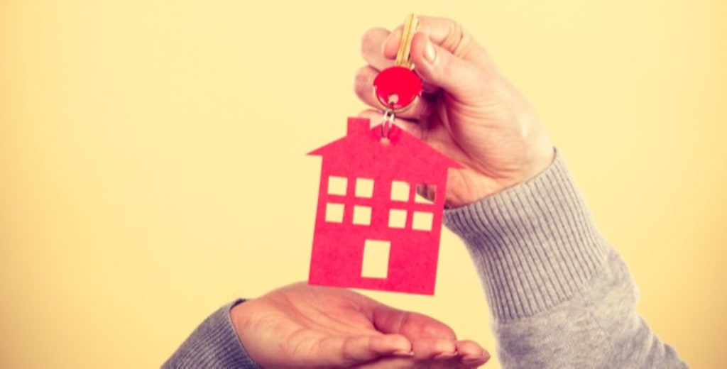 Finding the Home That Makes Your Heart Go Pitter-Patter inception-app-prod/NjJjNzFhNWItMDJhOC00NTkwLTljM2QtMWMzMTE3MGU4ZGI3/content/2021/02/21121-640.jpg