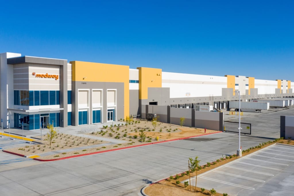 US Industrial Development Finally Catches Up With Tenant Demand inception-app-prod/OThlYTMzYjAtNzc4OC00NTRlLWE5NzItODM0MjhlYTgwZmQy/content/2022/08/143c8b0b61e5d25f18cae739abf15f218f95a439.jpg
