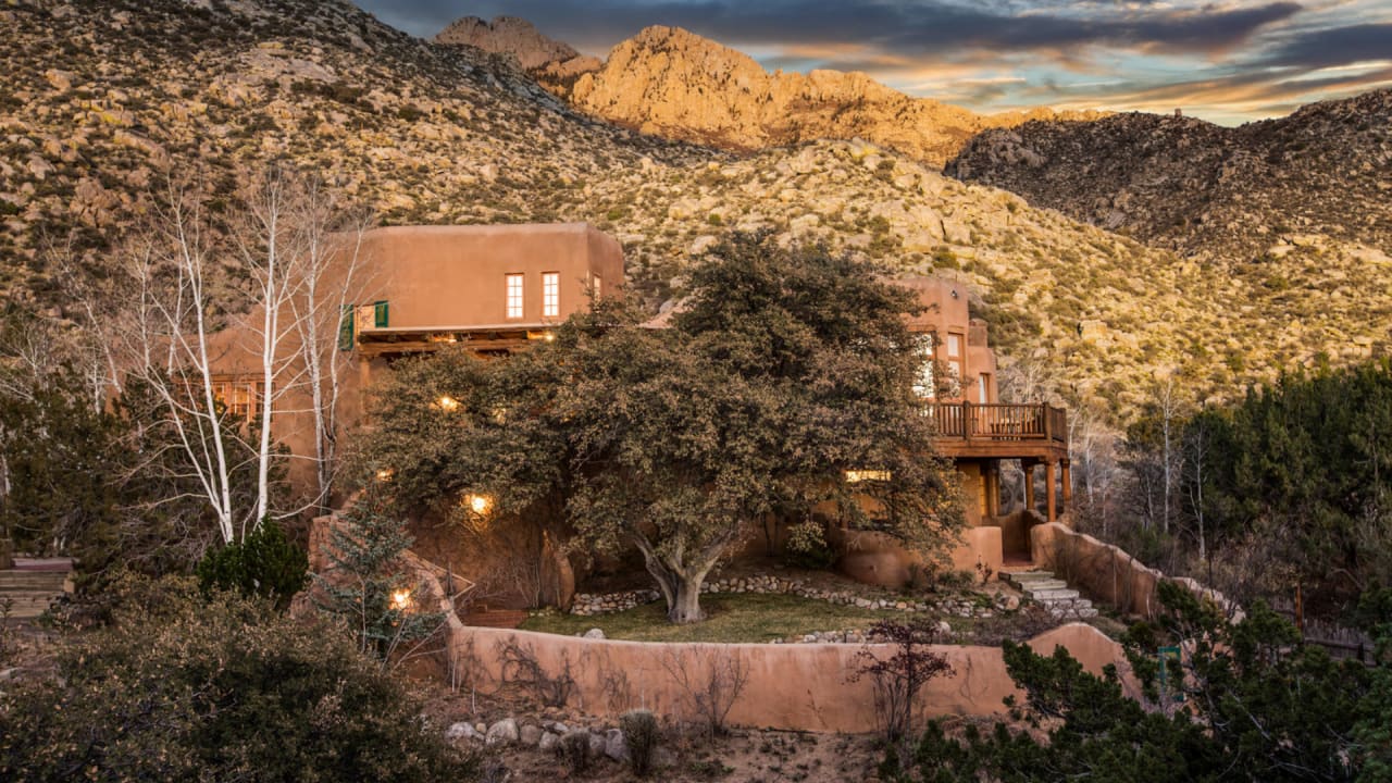 Sandia Heights inception-app-prod/MWUwM2EwMzktMmE1NS00MmRjLTkxYjgtOTdjNDczYTUzMzIw/content/2021/03/projektbeztytuu-2021-03-05t151909.637.png