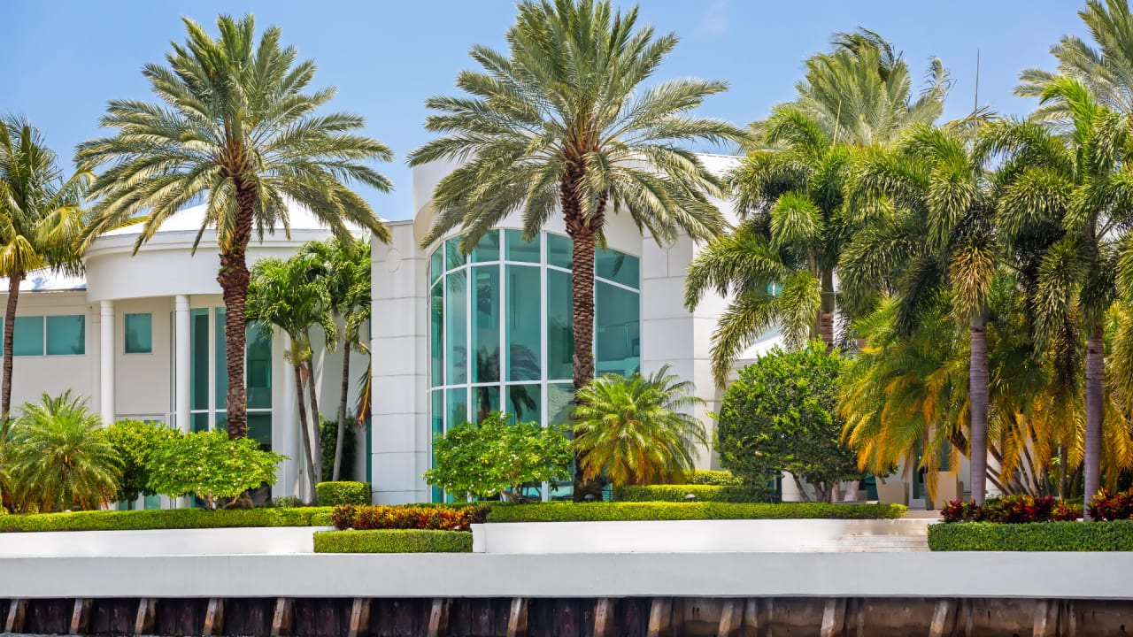 Delray Beach inception-app-prod/MWVhYmNmNjQtMmRiMS00NTM1LTliZmYtODMyODI2ZmM0YTQ4/content/2021/10/75639b9c3fb516655ca7c39dd7ed00b806ec6ec3.png