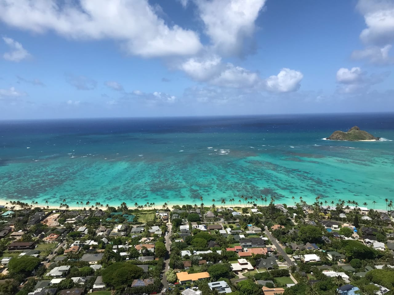 Kailua - Luxury homes inception-app-prod/NTM1NjJhNmYtNjQ5Yy00ZGEzLWE4MWItZTIzOTAyZmZmMDU5/content/2021/09/hamza-erbay-SP8XnWswGdY-unsplash.jpg