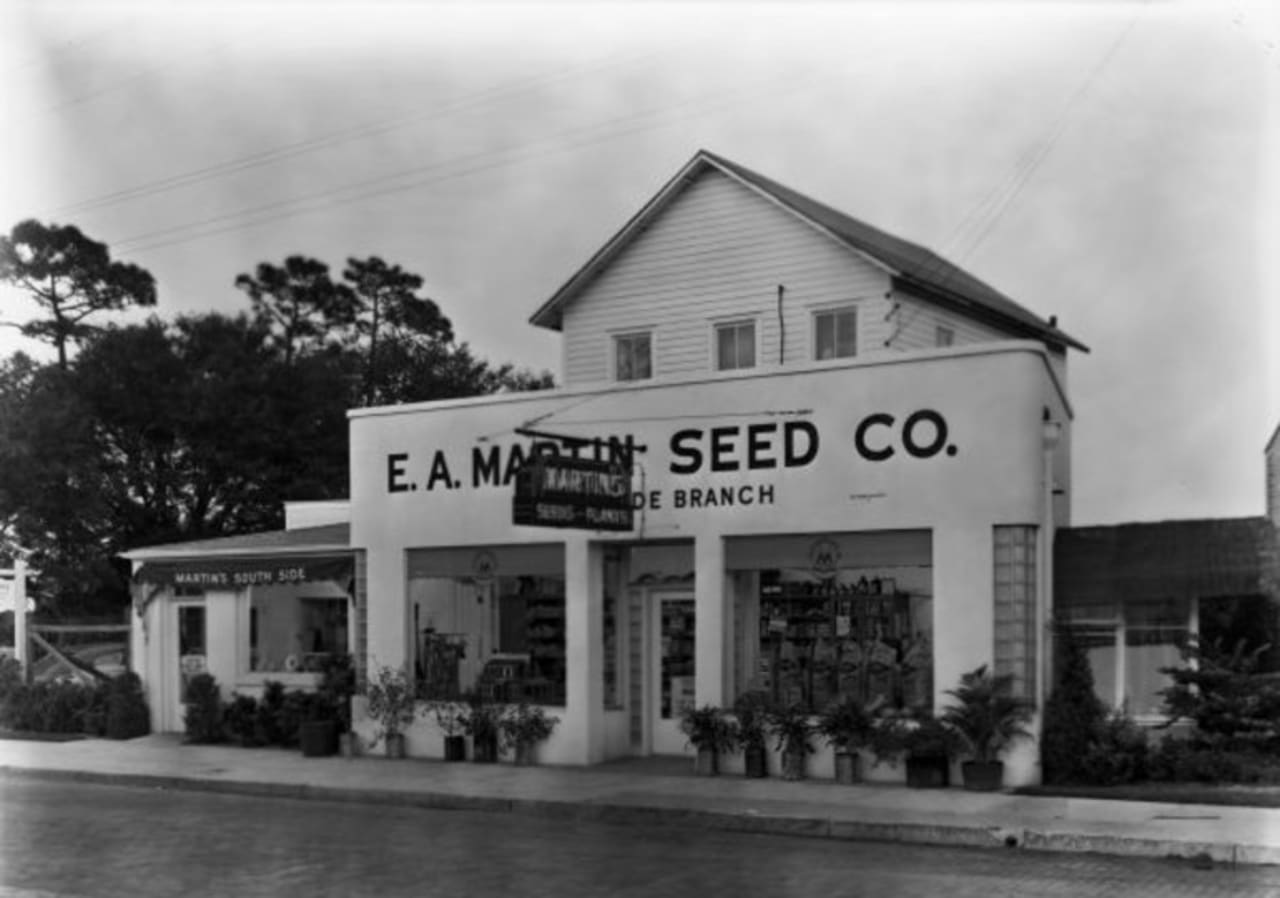 Southside / Baymeadows inception-app-prod/NjQzZWI1MGYtMjg5My00ZDRjLTkzODQtMWI2ZTc2ZjgyNDAz/content/2021/06/ea-martin-seed-co-southside-jacksonville-1948.jpg