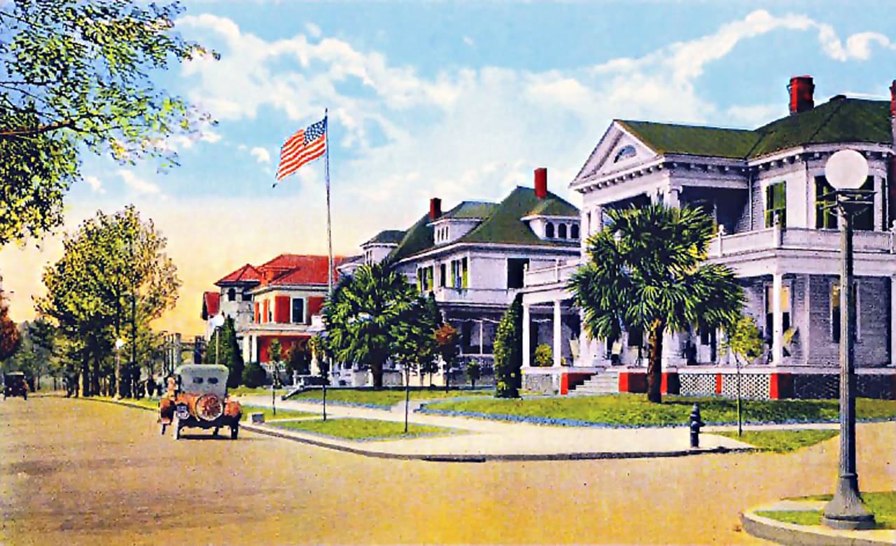 Springfield inception-app-prod/NjQzZWI1MGYtMjg5My00ZDRjLTkzODQtMWI2ZTc2ZjgyNDAz/content/2021/06/third-st-silver-st-springfield-jacksonville-1917.png