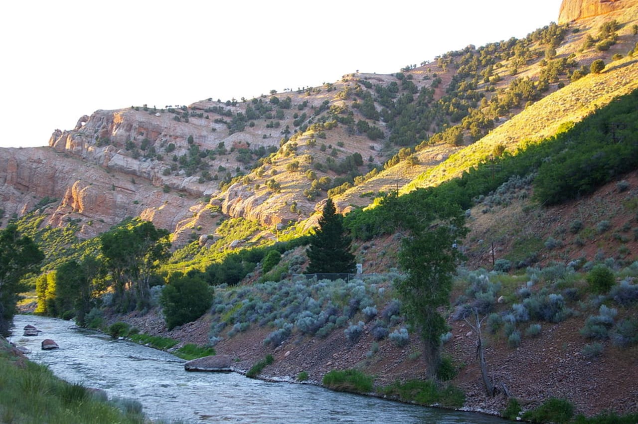 Weber Canyon inception-app-prod/NzI2YTAzNWMtNTU5Zi00ZTk4LTkyMDUtNjJmMDQ0NTVkMTky/content/2021/11/c6b505942ce9b263f58d0db9373e0a7141dd76a6.jpeg