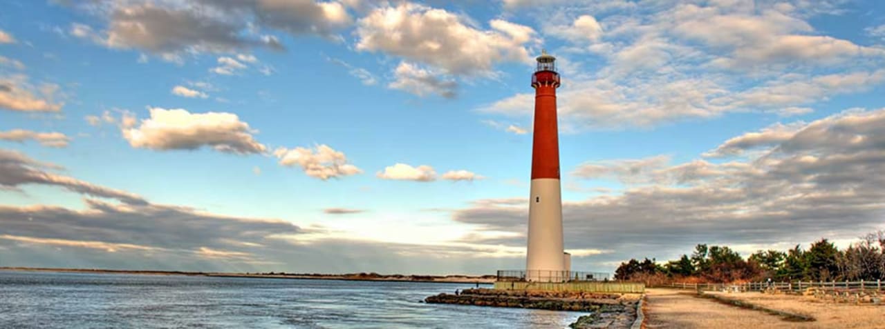 Long Beach Island inception-app-prod/ODc5NGJhMDItYTY0NC00ODk3LWExZGQtY2U0OThhYzhjOTJl/content/2017/10/LBI LIGHTHOUSE-2.jpg