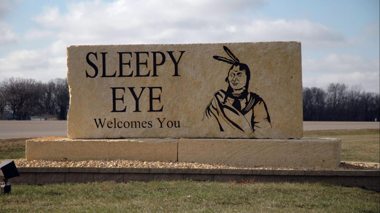 Sleepy Eye inception-app-prod/YWU2ZDQxYTItODVlNy00MTA1LTk3M2EtMDM1ZTk5ZWE2ZTk3/content/2021/02/sleepyeye.jpg