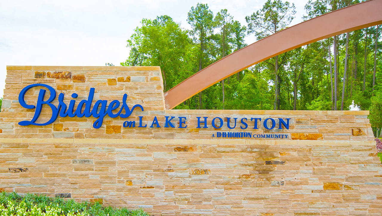 Featured Areas inception-app-prod/YzJkYjIzN2EtZDNmZC00MzVmLWI1YzktMGNiOTQ4ZmE4ODE5/content/2016/01/bridges on lake houston-2.jpg