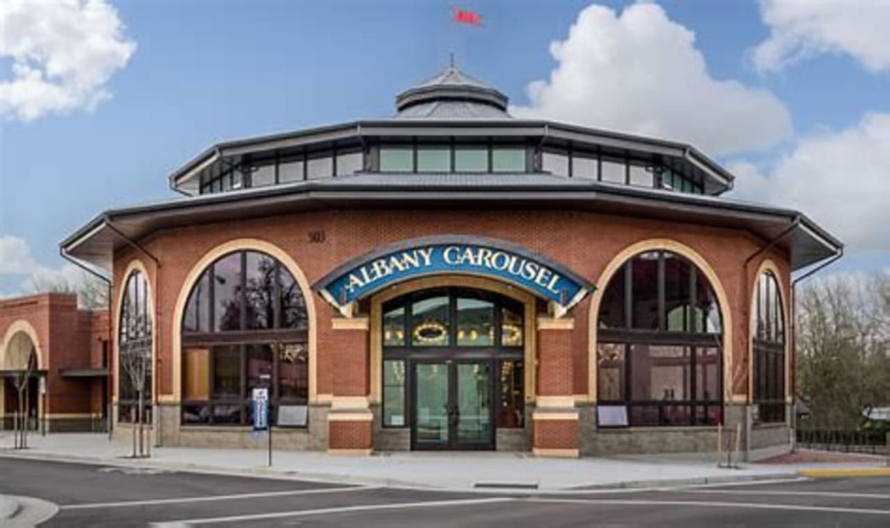 Albany inception-app-prod/ZGJiY2Q3NWYtYWMwOC00YWQyLWFmMjAtMjY4MjFkNDI3YzMy/content/2022/04/dd2f7f7efe14ff08705b6c20d354fb4522b11cf0.jpg