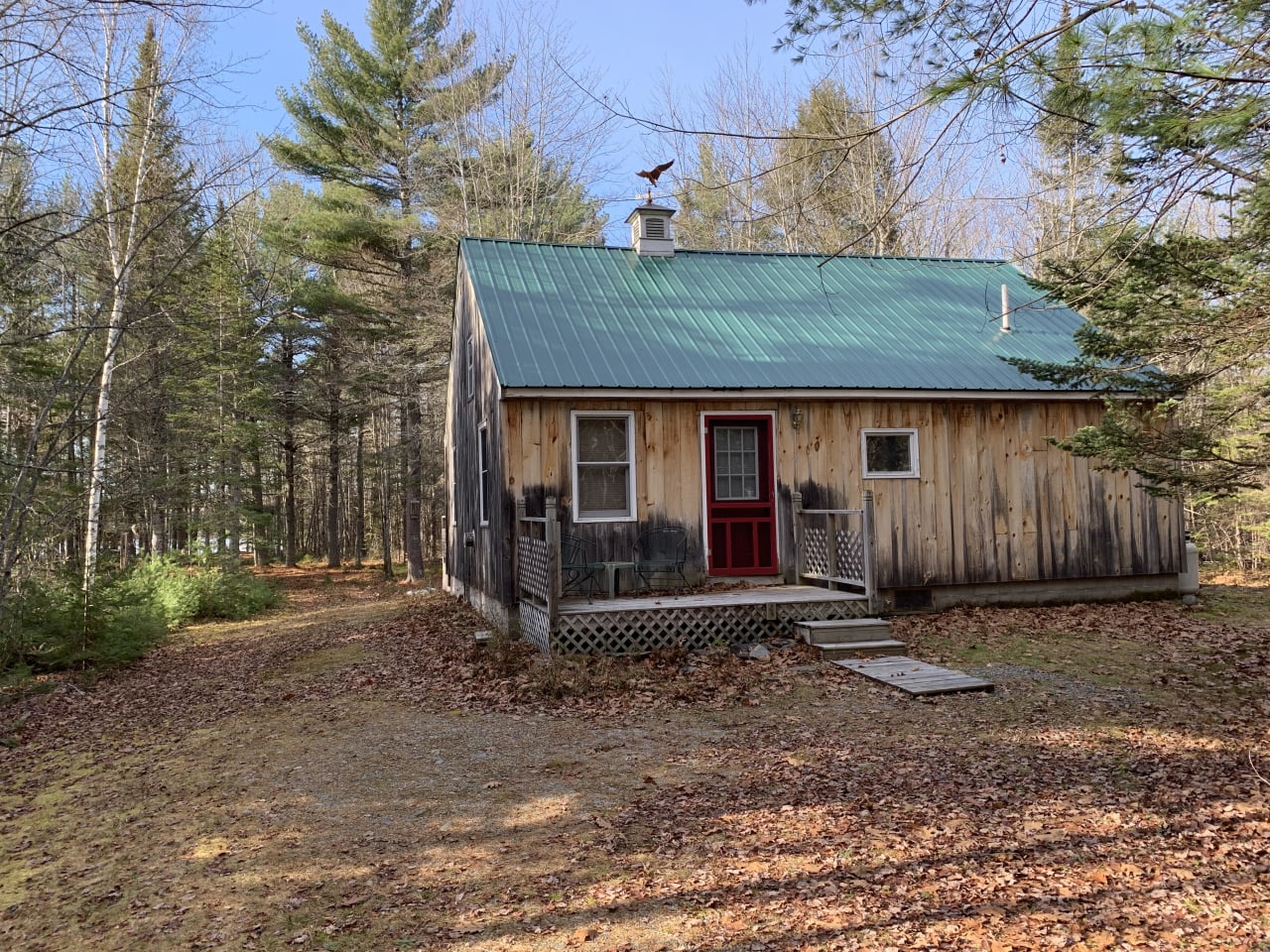 Maine Camps For Sale inception-app-prod/Zjk2MWIzMDItMWZiNC00NDVhLTk5NWUtYjJjNTI2N2ZmOWFm/content/2022/01/5f4f0d2dd3830563bc51423568f2e5f54042d6b4.jpg