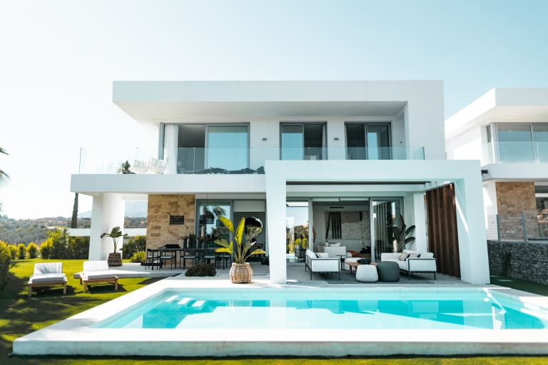 Thinking of Selling? inception-app-prod/NGEyNGQ0Y2ItOWUyMC00YzA0LTllNjctZWRkMDlkN2EzNGI3/content/2022/05/04da102f28214ee2eb0f443f0c381962c2dbea99.jpg