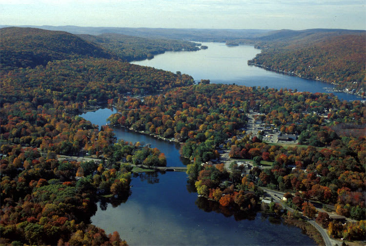 Homes For Sale In Greenwood Lake NY inception-app-prod/OGE5YjcwYmMtZjExOC00NGIxLWIzZjAtYTE4MGQxOTRmMjE3/content/2018/02/gwl.jpg