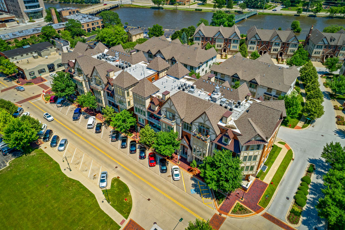 Kane County Real Estate, Tamara OConnor, Premier Living Properties