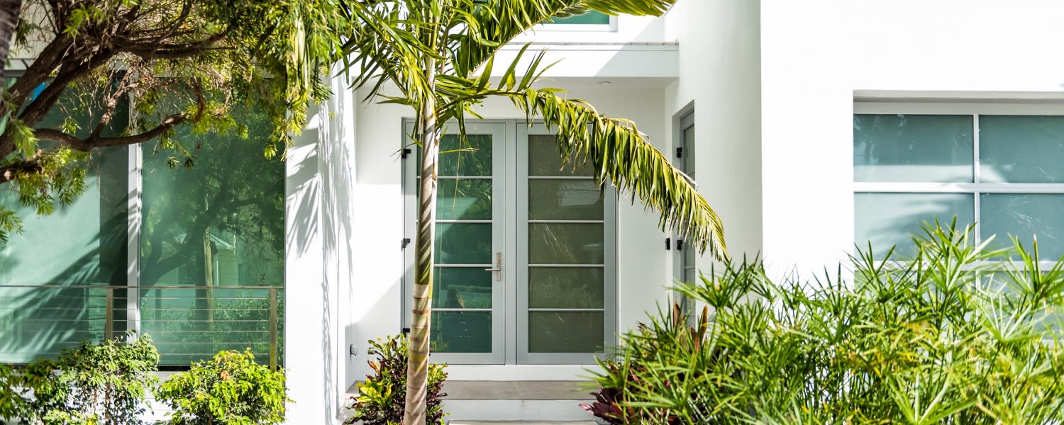 Robin Abraham Realtor