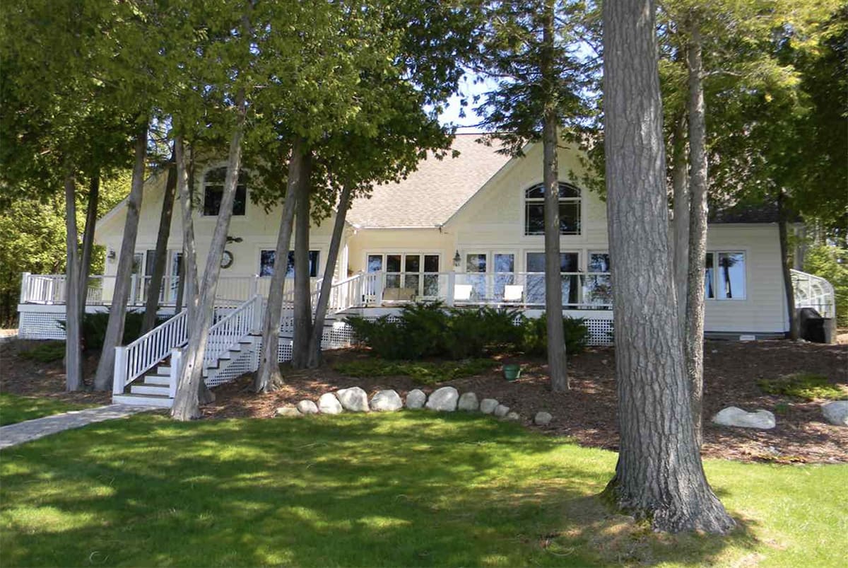 Lake Charlevoix waterfront real estate