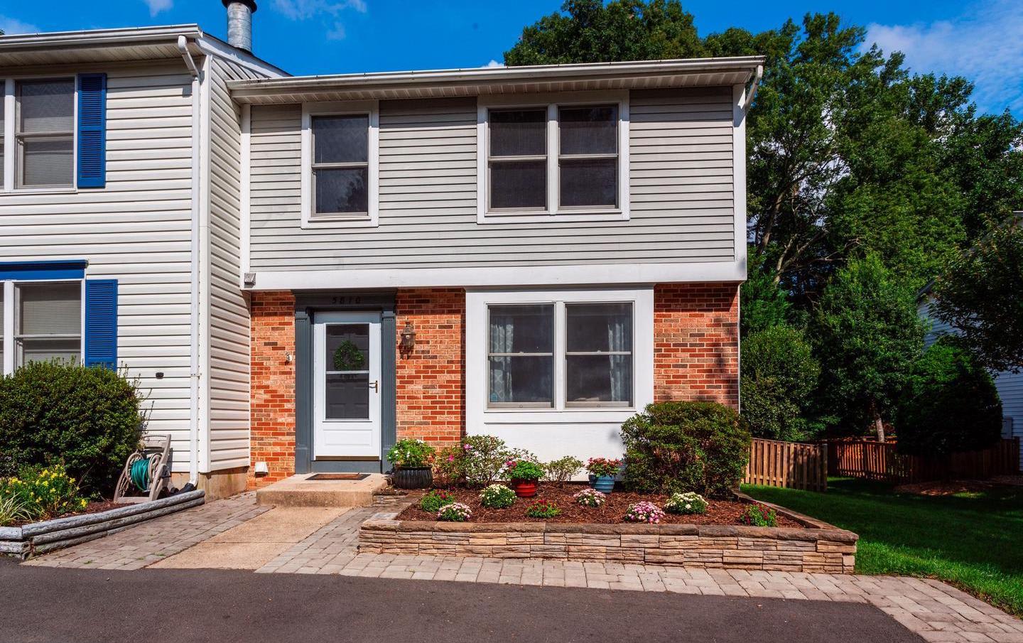 5810 Canvasback Rd | Burke