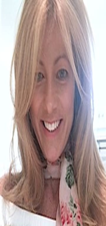 inception-app-prod/MzdjNTRlOGUtODQyNS00Njg3LTk1YmYtMTA0MzgzM2JlZWU2/content/2018/05/hutchinson%2C stephanie headshot new.jpg