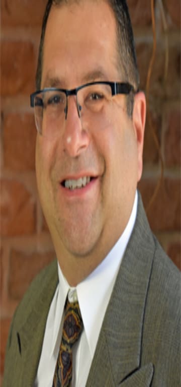 inception-app-prod/MzdjNTRlOGUtODQyNS00Njg3LTk1YmYtMTA0MzgzM2JlZWU2/content/2018/08/bayard%2C ed headshot.jpg