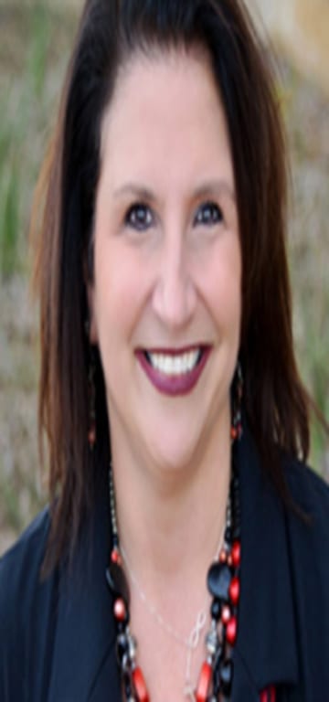 inception-app-prod/MzdjNTRlOGUtODQyNS00Njg3LTk1YmYtMTA0MzgzM2JlZWU2/content/2019/04/Miller%2C Kathy headshot.jpg