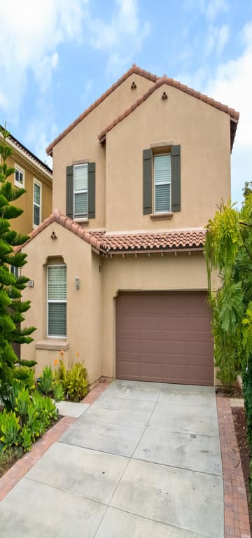 inception-app-prod/NTA3MzJhYTItNjRlZS00MGVkLTkyNTMtN2MxOGFjMGFhODk1/content/2018/01/3426 Filoli Cir Carlsbad CA-large-002-22-3426 Filoli Cir Carlsbad-1500x1000-72dpi.jpg