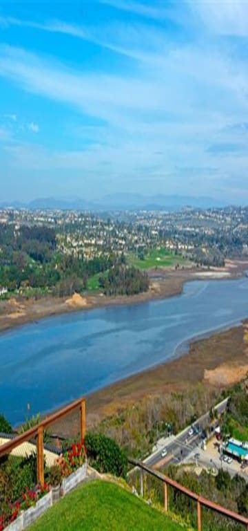 inception-app-prod/NTA3MzJhYTItNjRlZS00MGVkLTkyNTMtN2MxOGFjMGFhODk1/content/2019/03/1871 Amalfi Drive.JPG