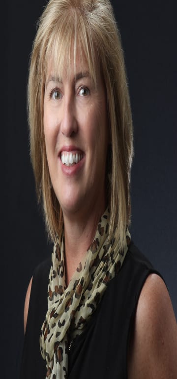 inception-app-prod/NWE4ZWUyZTgtNWNmZC00NjZlLTkxOGYtOTI4ODE2Y2ZjNTg5/content/2016/10/head shot janet.jpg