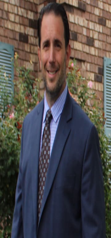 inception-app-prod/YzI3ZDU4YjUtYzJmOS00MTg5LTgyYWMtYTU0YmVmNDI0OTA1/content/2019/04/Frank Gentry Headshot.jpeg