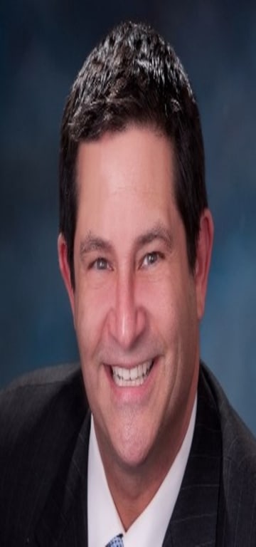 inception-app-prod/ZWI0MGY3YTgtZWY0YS00YTlmLWE2MzgtNmVjZGVmYjE0YWQ4/content/2017/08/AdamGlazer %282%29.jpg