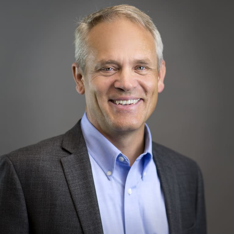 inception-app-prod/MTQxNTRiNjEtYTczNC00MGNkLWFmYzEtNDNhZGI1ZmFhNGZi%2Fcontent%2F2018%2F04%2F03 Finley headshot Wet Silver Photography.jpg