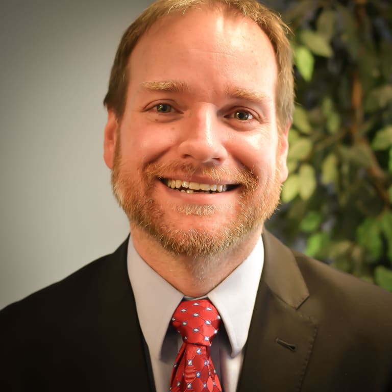 inception-app-prod/MTQxNTRiNjEtYTczNC00MGNkLWFmYzEtNDNhZGI1ZmFhNGZi%2Fmedia%2F2015%2F01%2FJeff - portrait.jpg