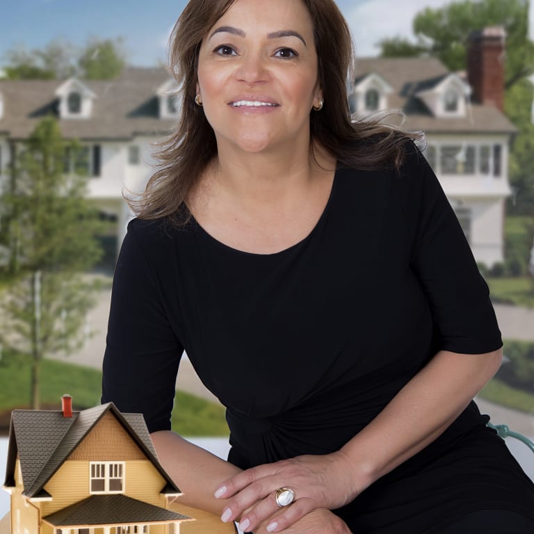 inception-app-prod/MjczY2I0ZTktYTYzOC00ODAyLThkYTQtNzBkMDg3YTI3OTM0/content/2018/07/paula rosa pic.jpg