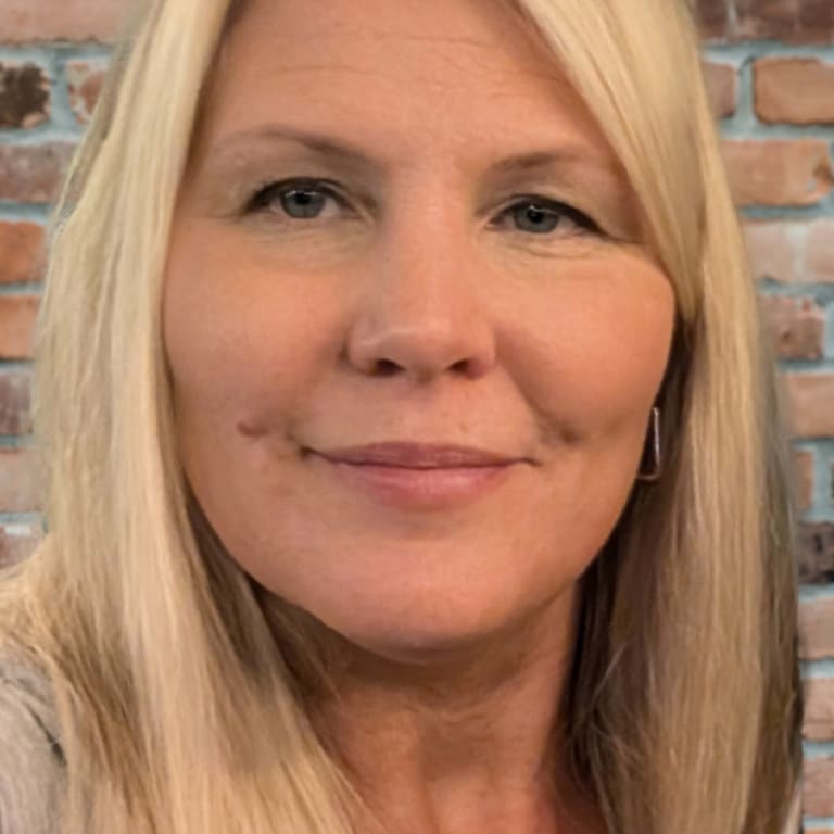 Jennifer Finley