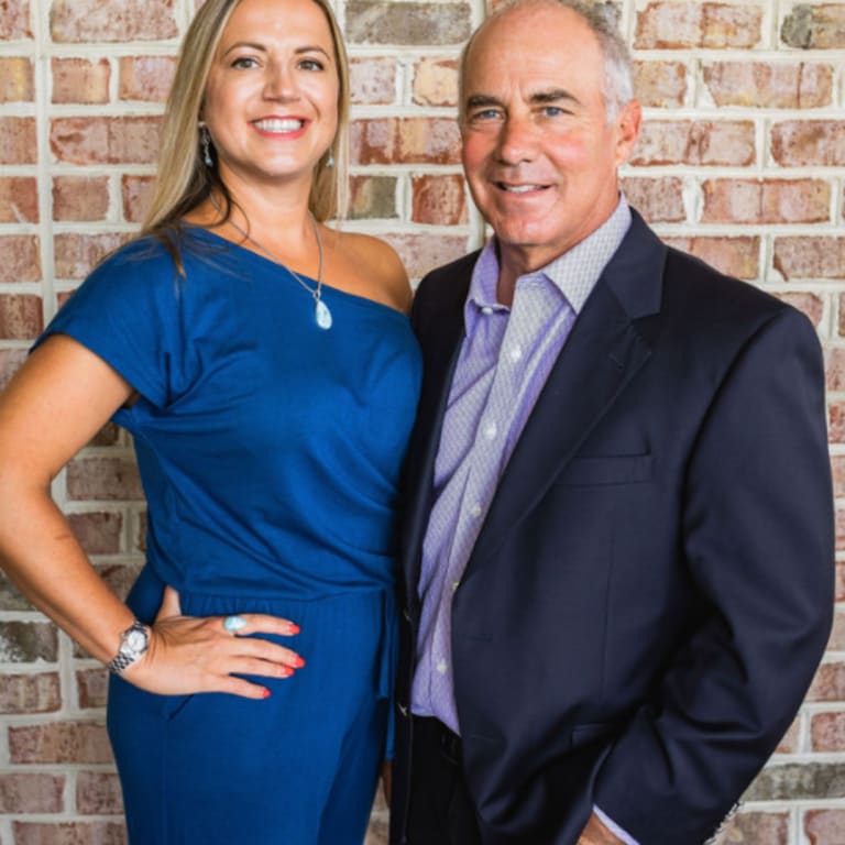 inception-app-prod/NjFkODhiZDItNWJjOS00N2U4LThjNzUtNzY3YTA2YjJiMDJl/content/2021/08/brad & el.PNG