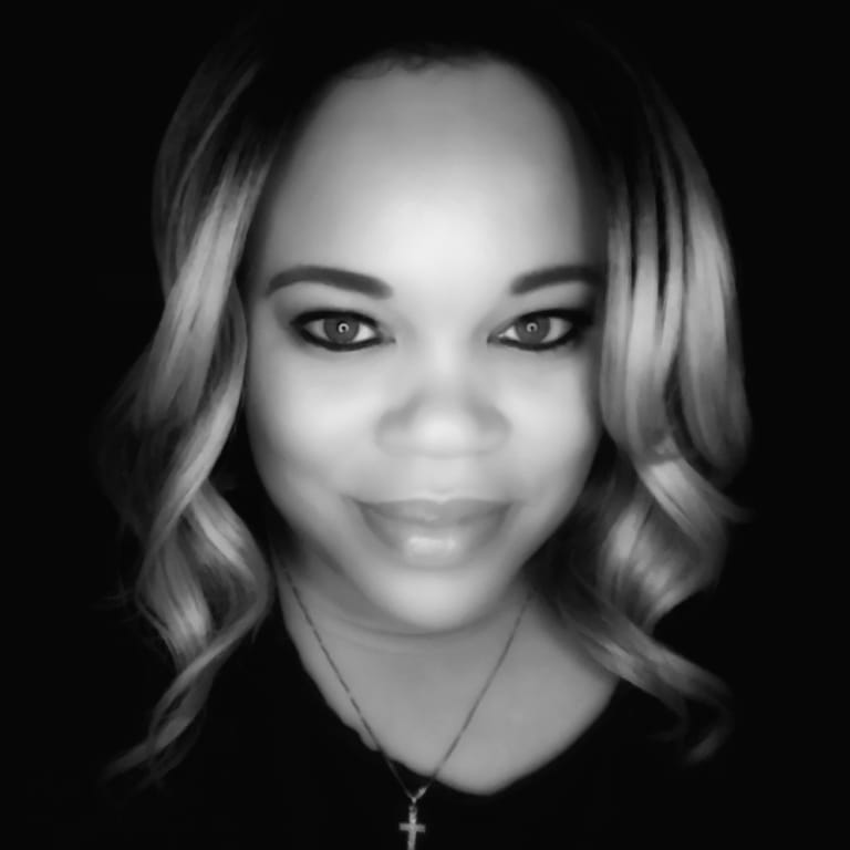 inception-app-prod/OTUyNjFjZGEtOTkyYy00YjBjLWFkOGItYzliM2Y0MjE3MDZl/content/2021/03/Courtney Eaves  Pic.jpg