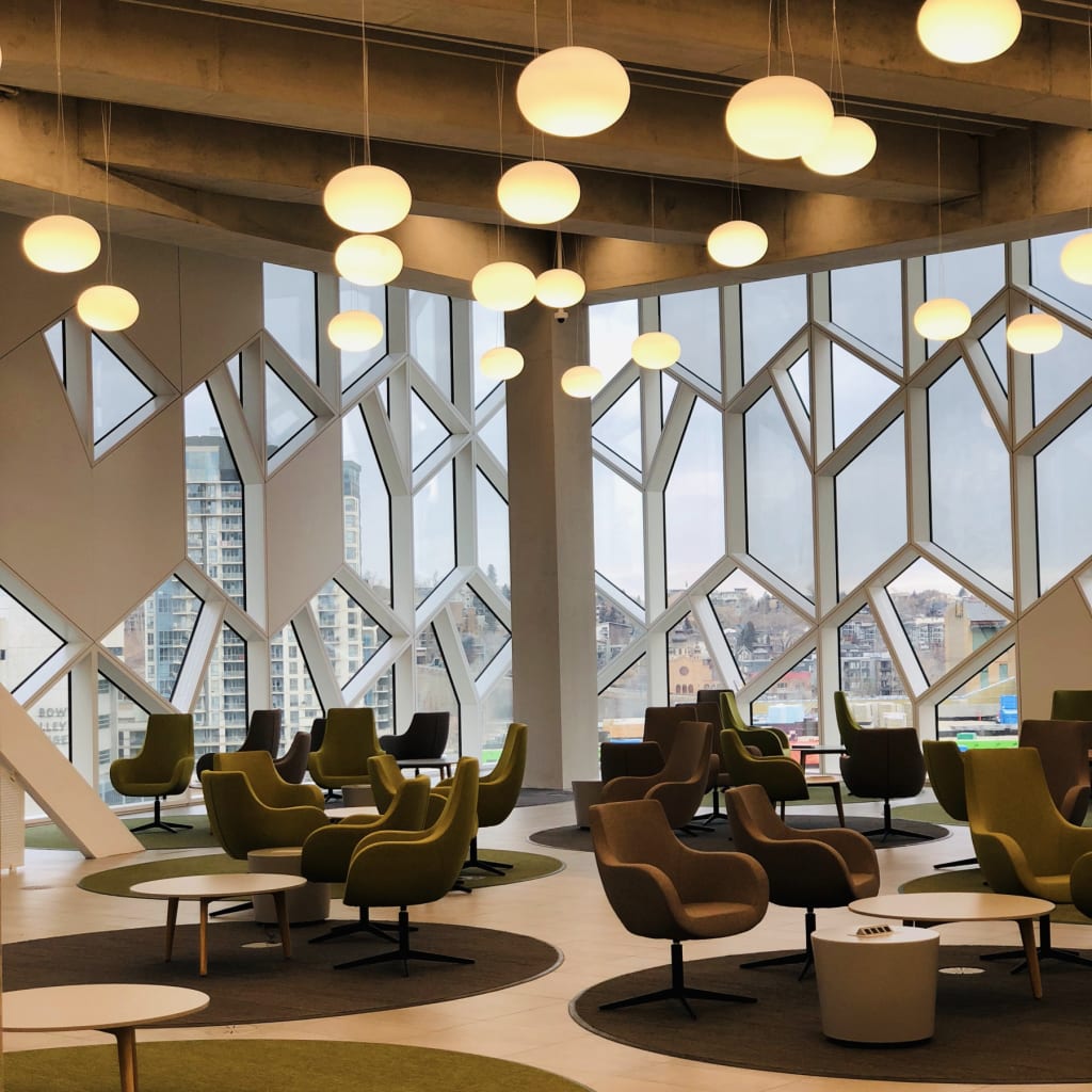 Chicago Office inception-app-prod/ODEyNGZlMDMtNWI2YS00NDIzLTg3YWUtZWQxMDZjZmQ3OWUx/content/2019/12/office7-3.png